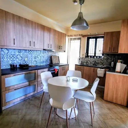 Appartamento House M A R Y Pefkali